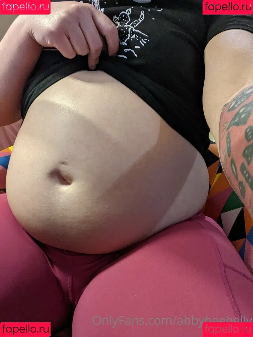 abbybeebelly Onlyfans Photo Gallery 