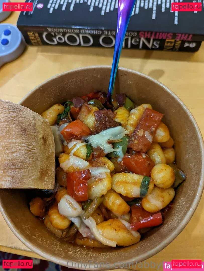 abbybeebelly Onlyfans Photo Gallery 