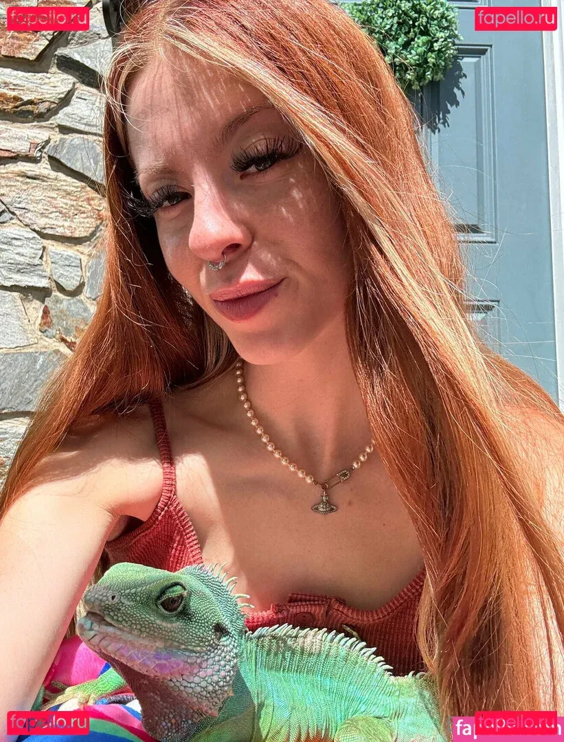 ExplicitKait Onlyfans Photo Gallery 