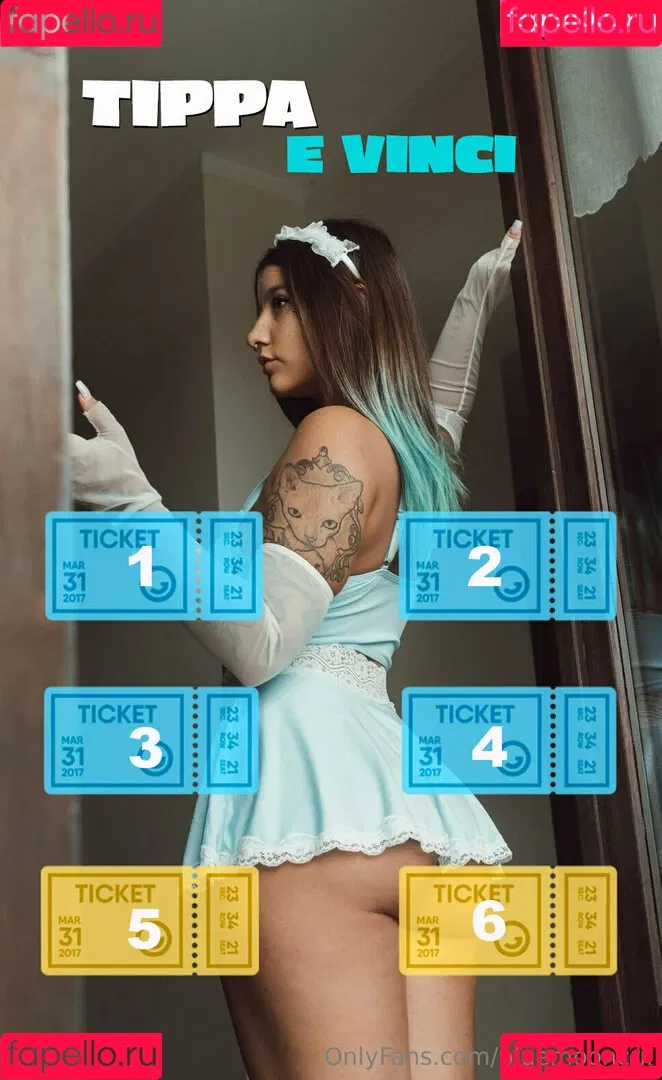 bluemooncrii Onlyfans Photo Gallery 