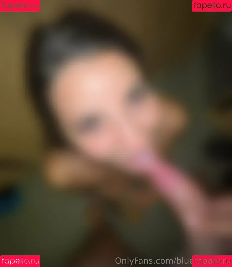 bluemooncrii Onlyfans Photo Gallery 