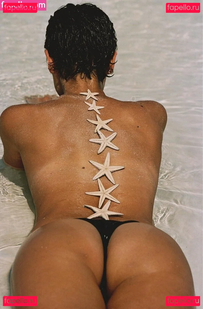 Taylor Marie Hill Onlyfans Photo Gallery 