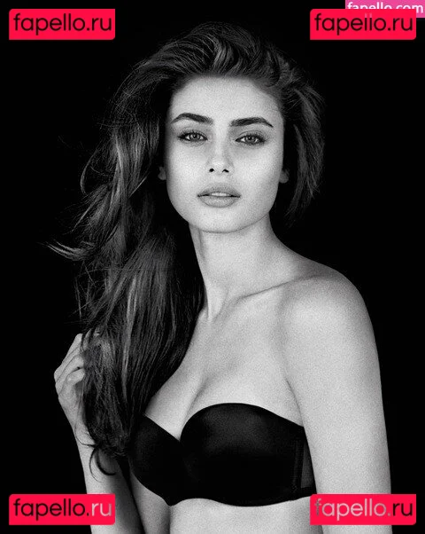 Taylor Marie Hill Onlyfans Photo Gallery 