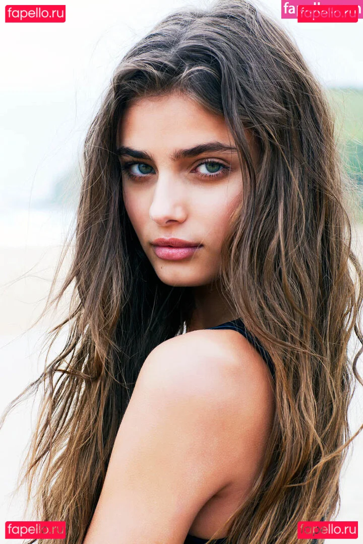Taylor Marie Hill Onlyfans Photo Gallery 