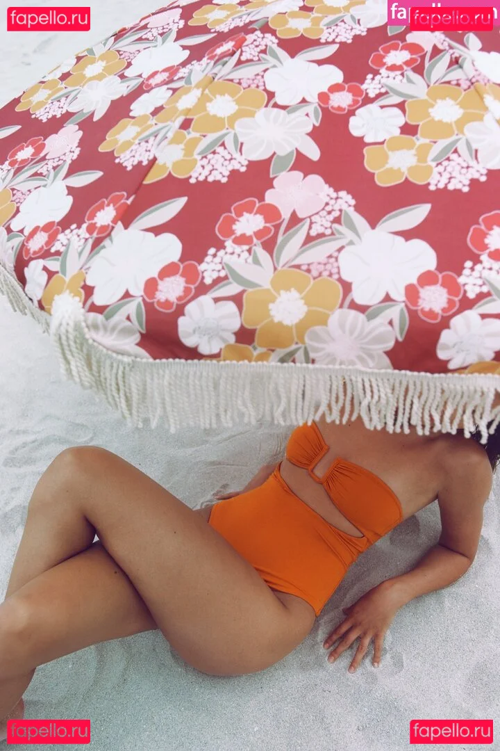 Taylor Marie Hill Onlyfans Photo Gallery 