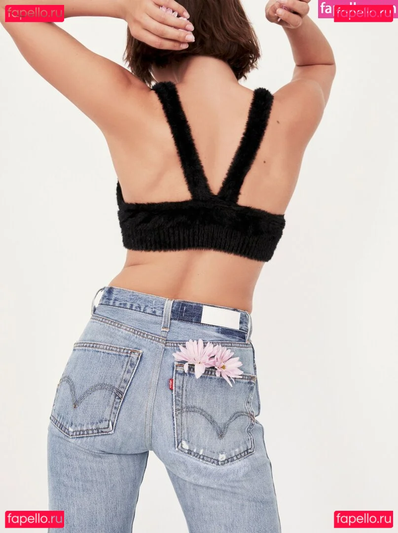 Taylor Marie Hill Onlyfans Photo Gallery 