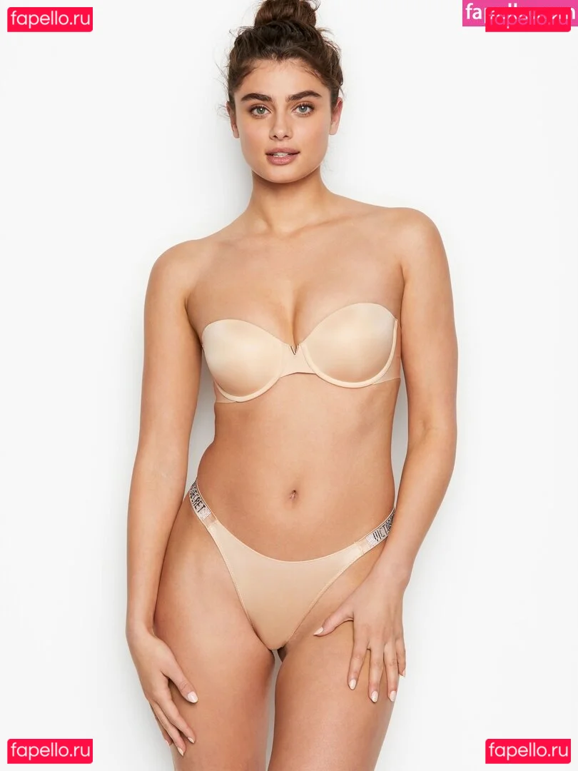 Taylor Marie Hill Onlyfans Photo Gallery 