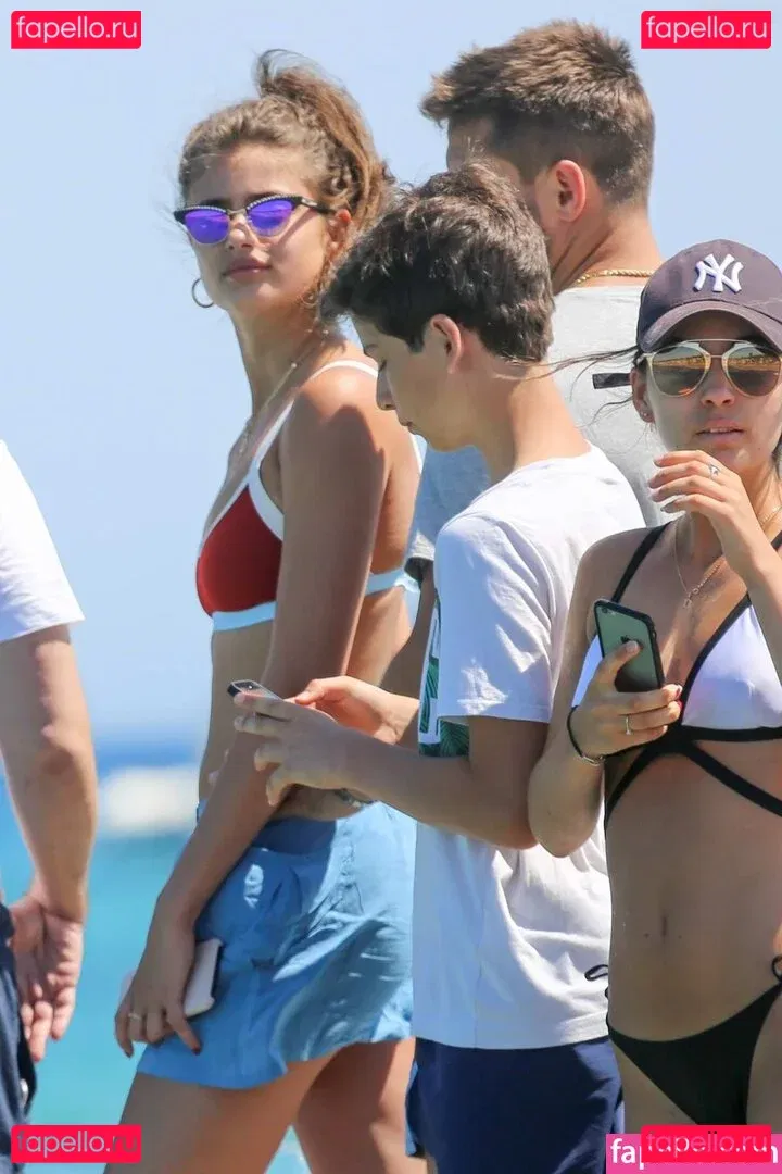 Taylor Marie Hill Onlyfans Photo Gallery 