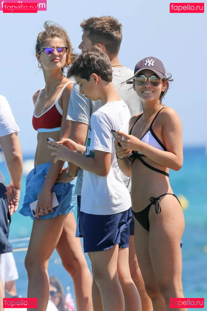 Taylor Marie Hill Onlyfans Photo Gallery 