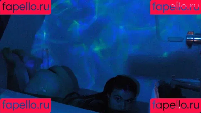 Baby Bella ASMR Onlyfans Photo Gallery 