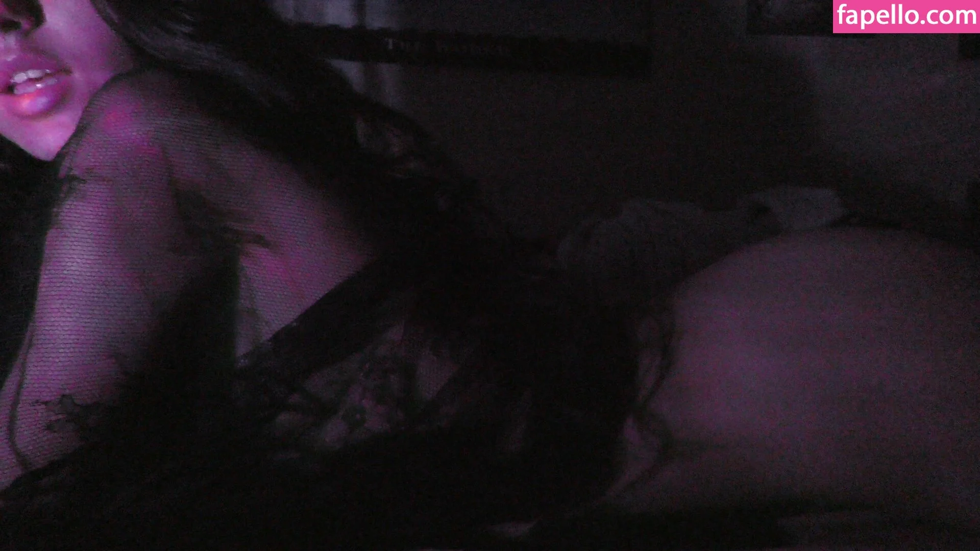 Baby Bella ASMR Onlyfans Photo Gallery 