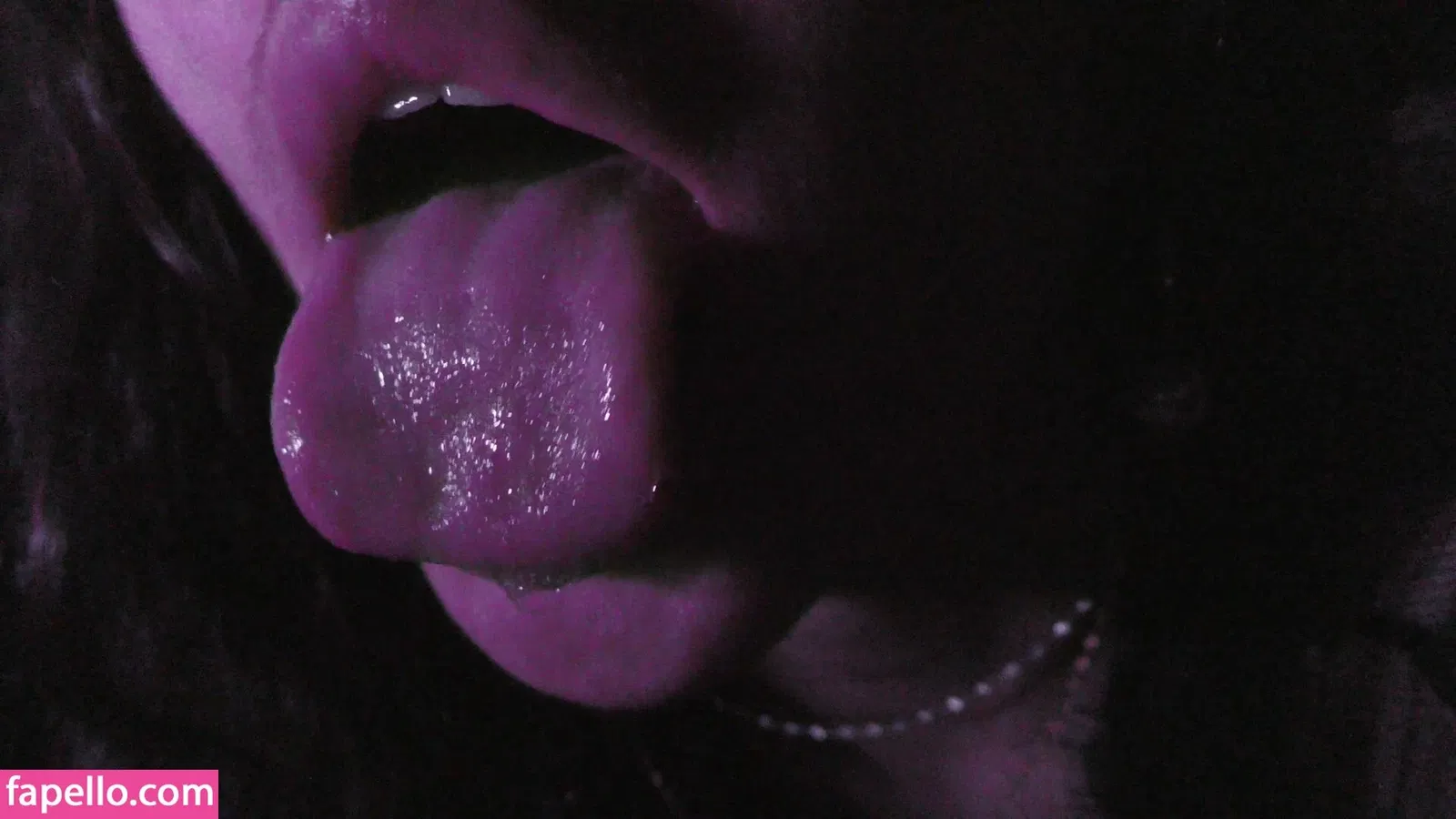 Baby Bella ASMR Onlyfans Photo Gallery 