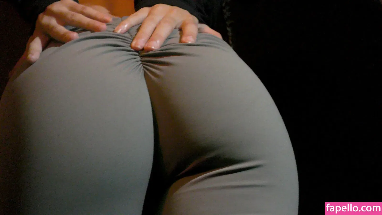 Baby Bella ASMR Onlyfans Photo Gallery 