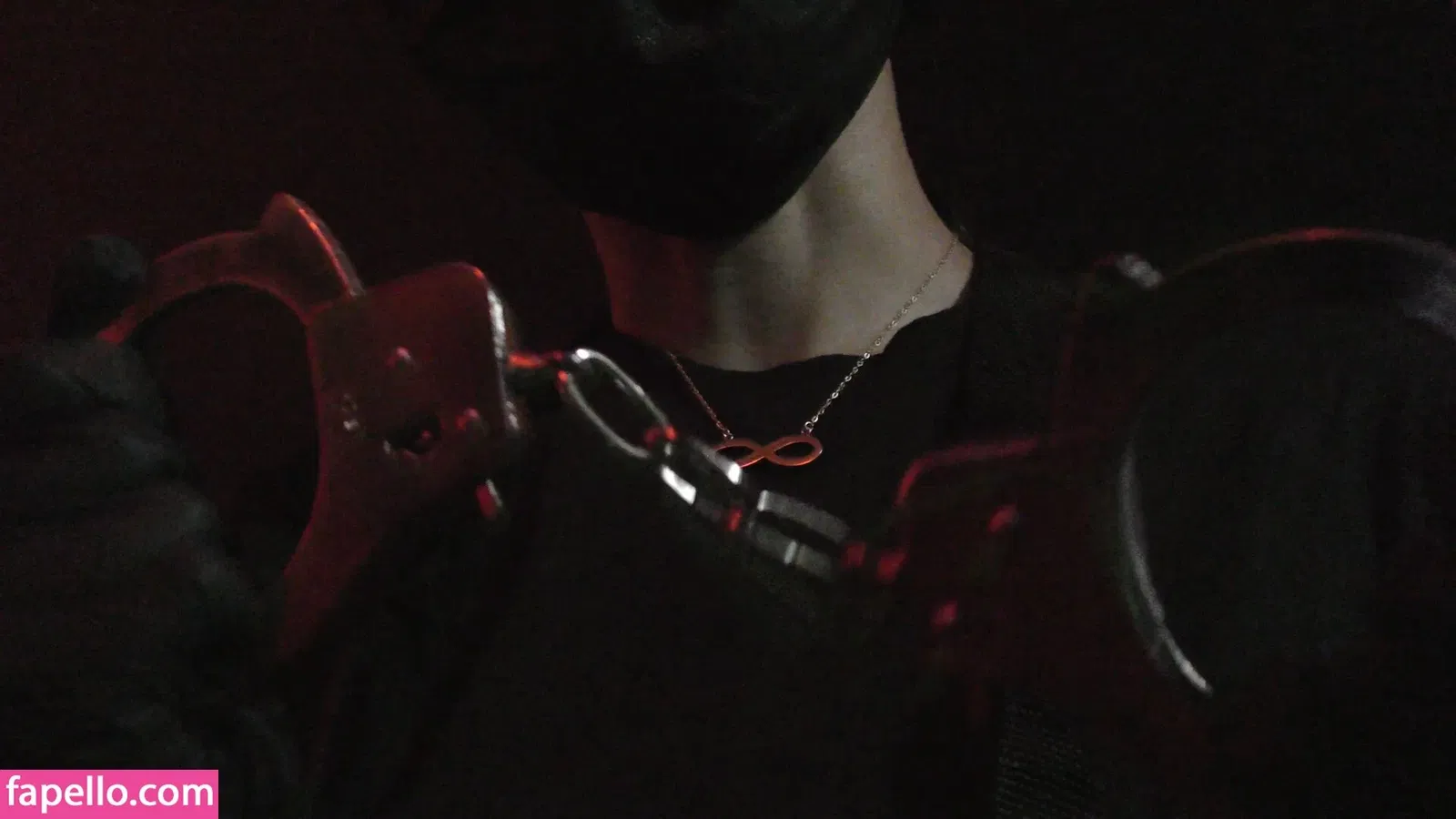 Baby Bella ASMR Onlyfans Photo Gallery 