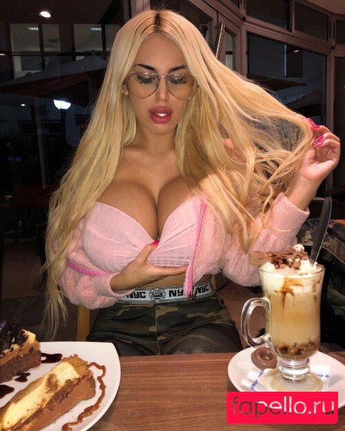 Maria Florencia Chilo Onlyfans Photo Gallery 