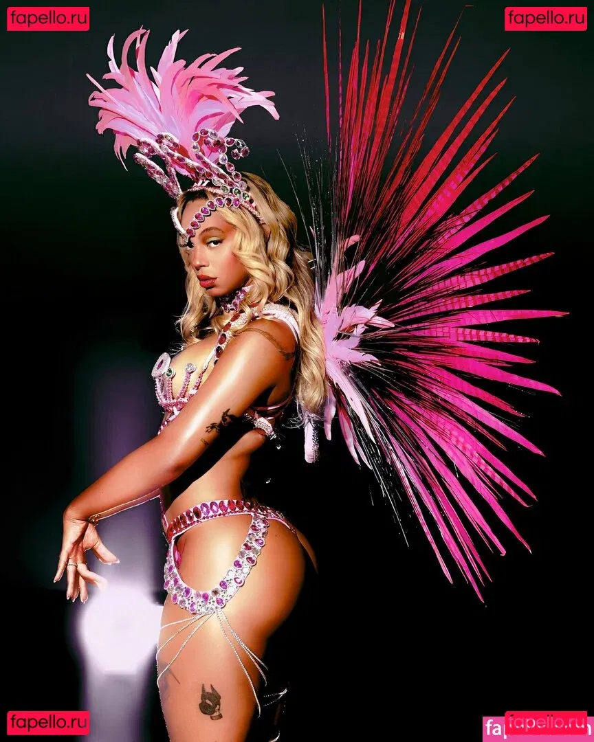 uriasss Onlyfans Photo Gallery 