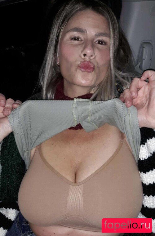 saysay1982 Onlyfans Photo Gallery 