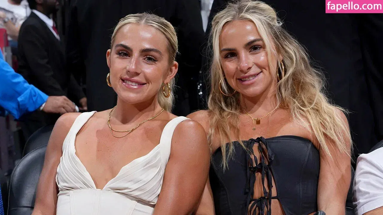 Cavinder Twins Onlyfans Photo Gallery 