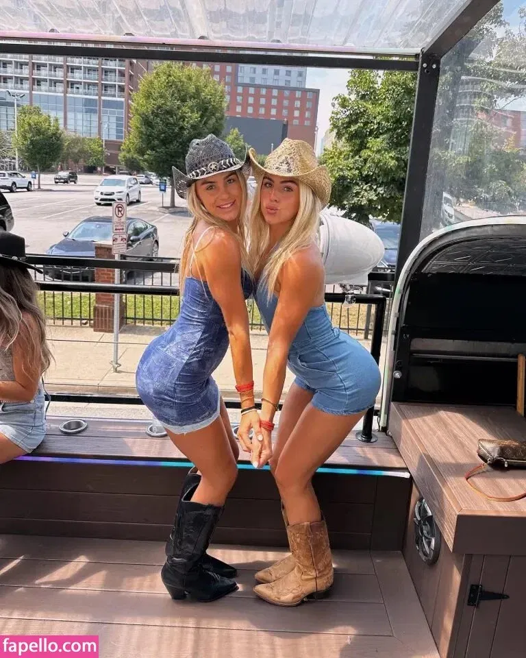 Cavinder Twins Onlyfans Photo Gallery 