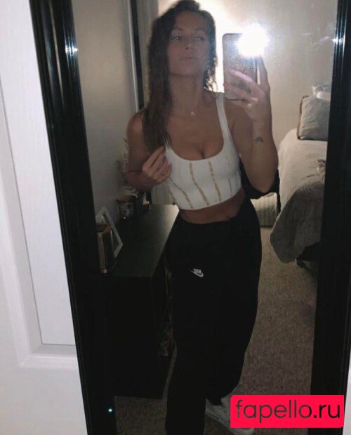 Madisyn Hunt Nude Onlyfans Photo 15