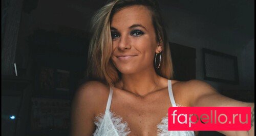 Madisyn Hunt Nude Onlyfans Photo 7