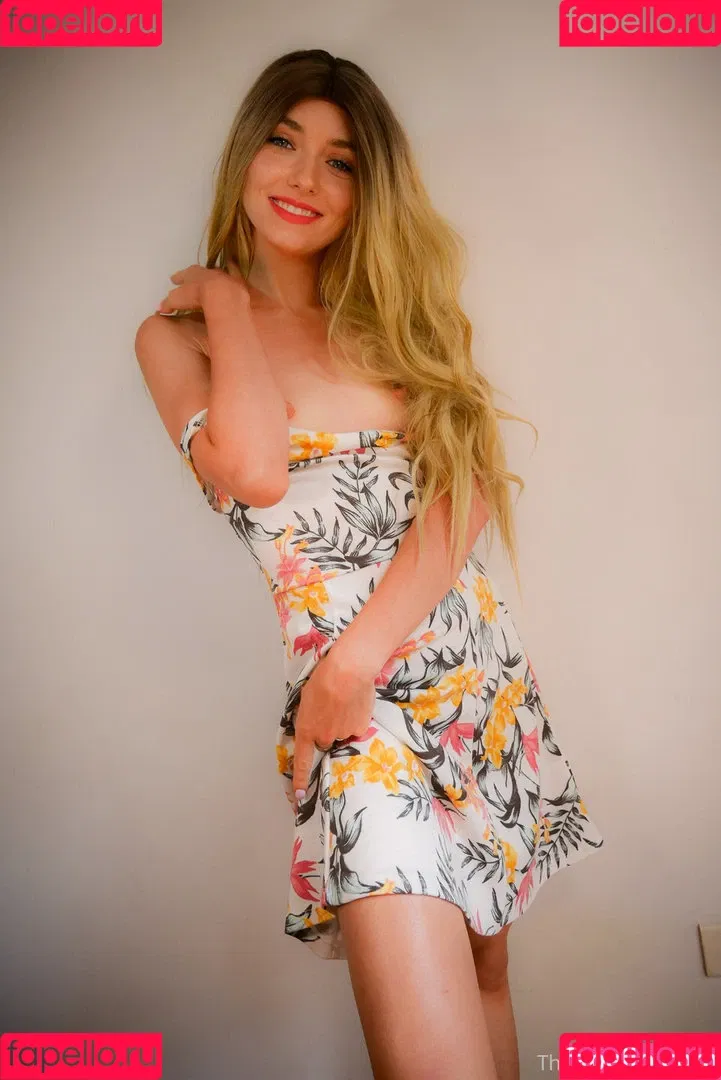 thishornygirl Onlyfans Photo Gallery 