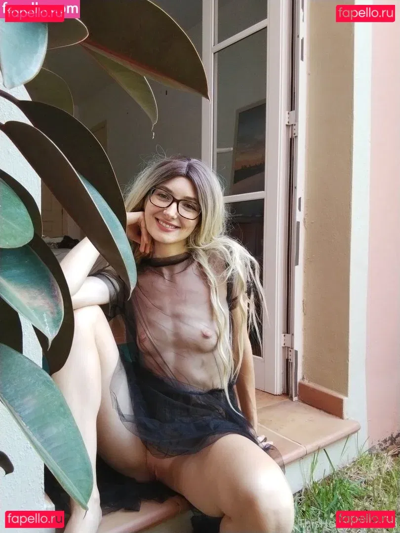 thishornygirl Onlyfans Photo Gallery 