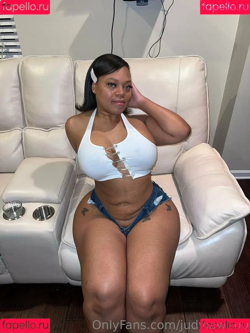 judylaw100 Onlyfans Photo Gallery 