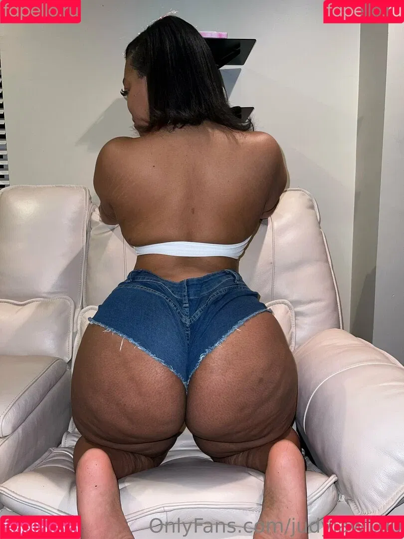 judylaw100 Onlyfans Photo Gallery 