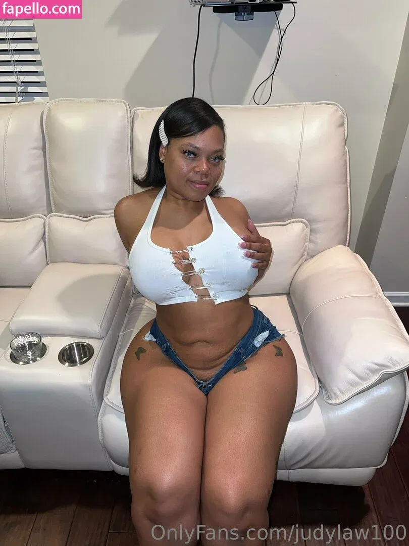 judylaw100 Onlyfans Photo Gallery 