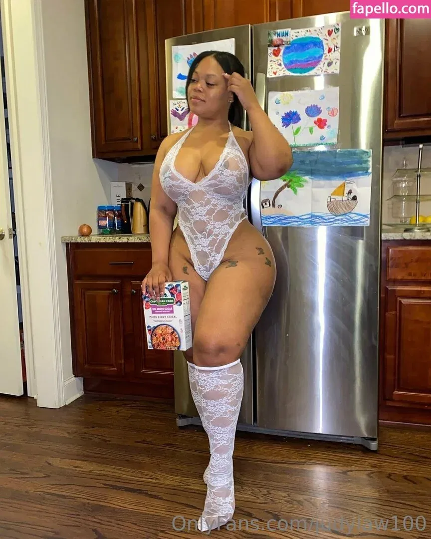 judylaw100 Onlyfans Photo Gallery 