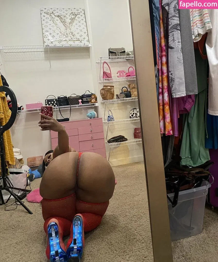 judylaw100 Onlyfans Photo Gallery 