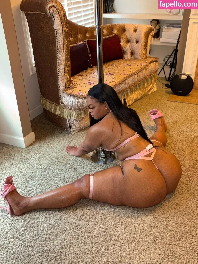 judylaw100 Onlyfans Photo Gallery 