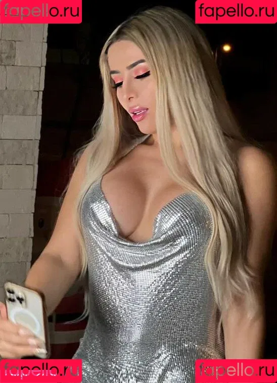 alemiarojas Onlyfans Photo Gallery 