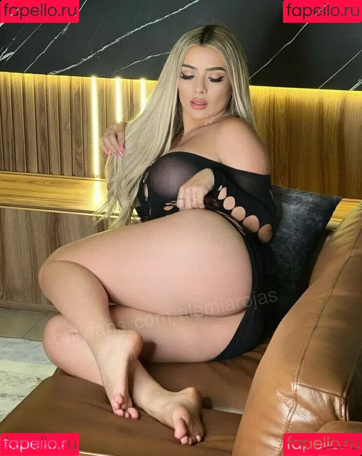 alemiarojas Onlyfans Photo Gallery 