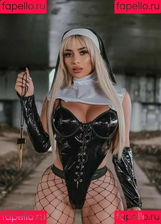 alemiarojas Onlyfans Photo Gallery 