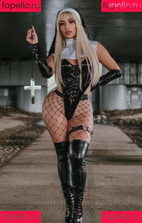 alemiarojas Onlyfans Photo Gallery 