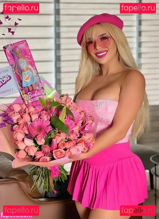 alemiarojas Onlyfans Photo Gallery 