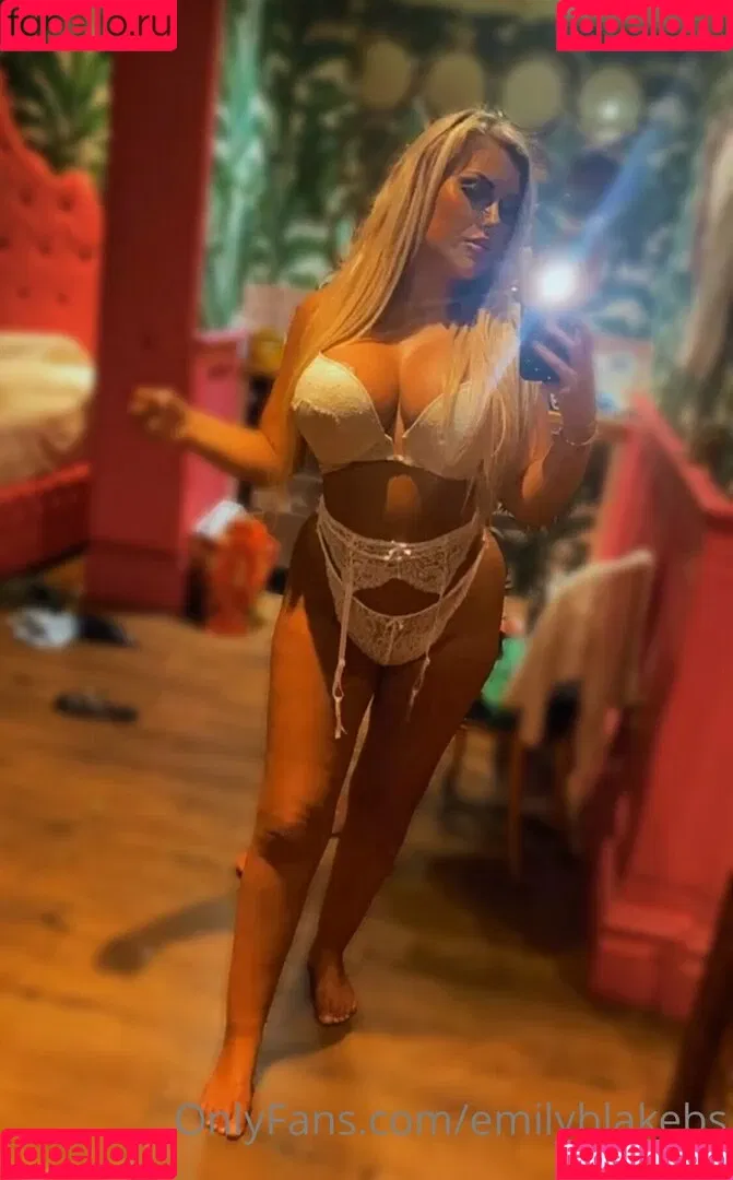 emilyblakebs Onlyfans Photo Gallery 