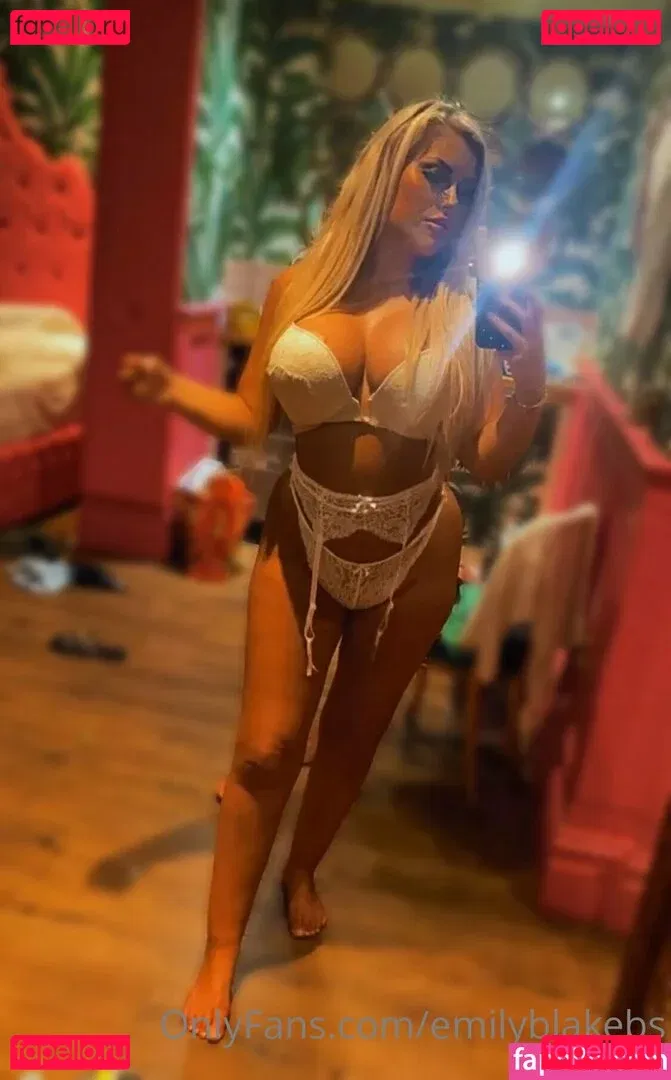 emilyblakebs Onlyfans Photo Gallery 