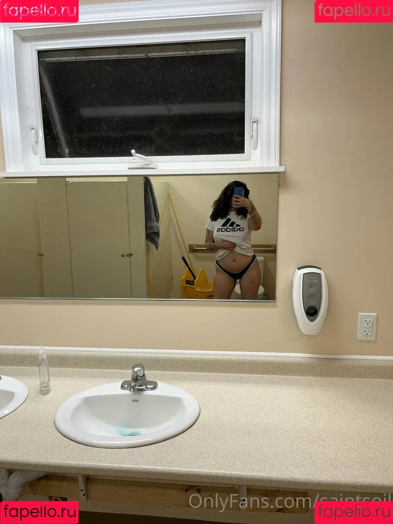 saintsoil Onlyfans Photo Gallery 