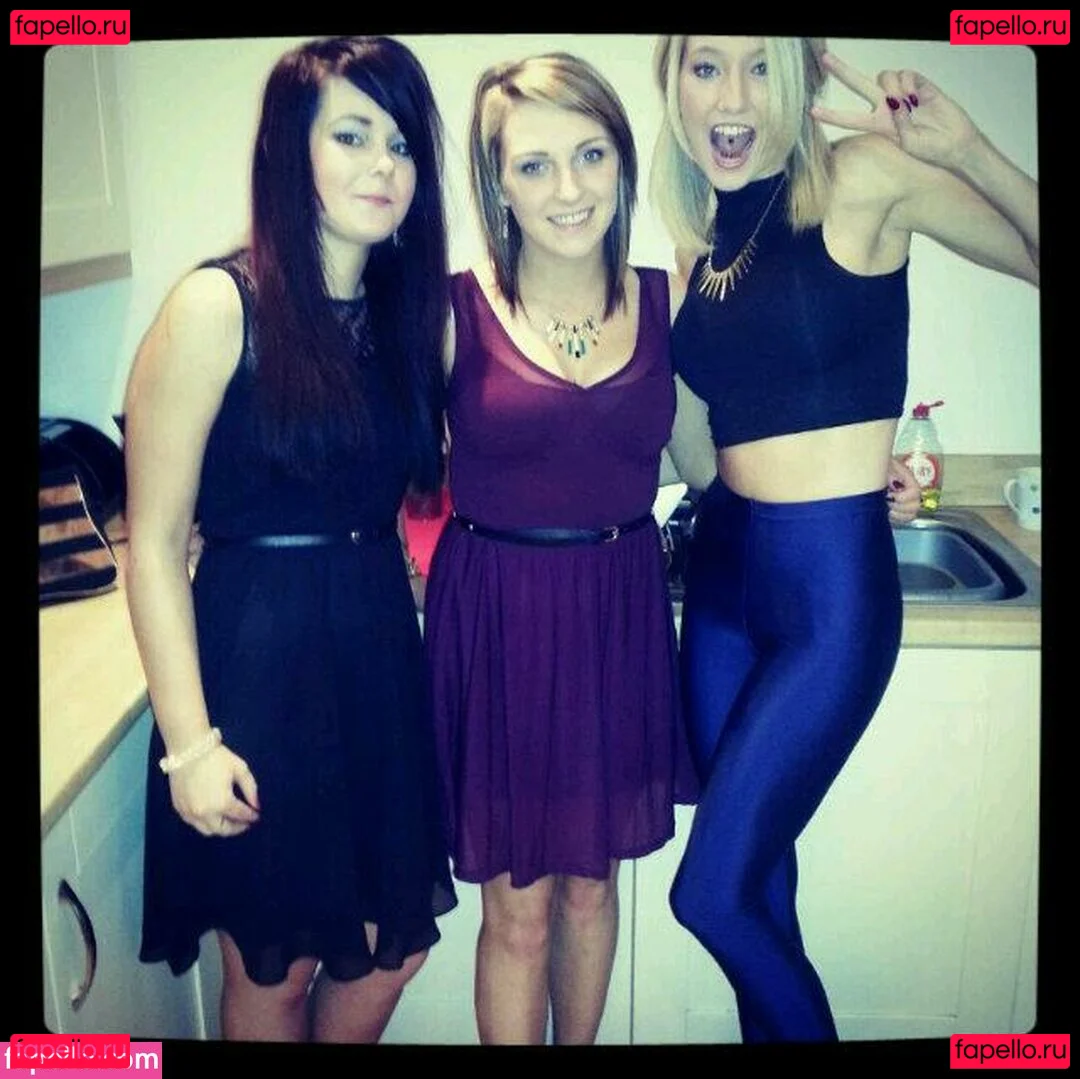 Stevie Louise Dent Onlyfans Photo Gallery 