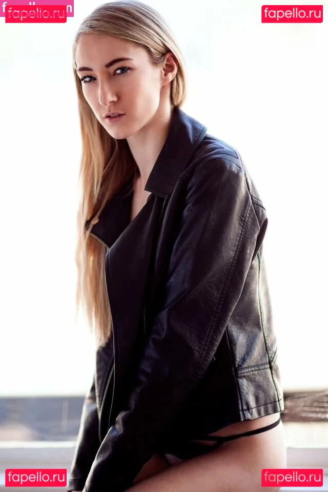 Stevie Louise Dent Onlyfans Photo Gallery 