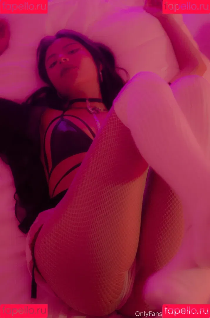 alicebluwu Onlyfans Photo Gallery 