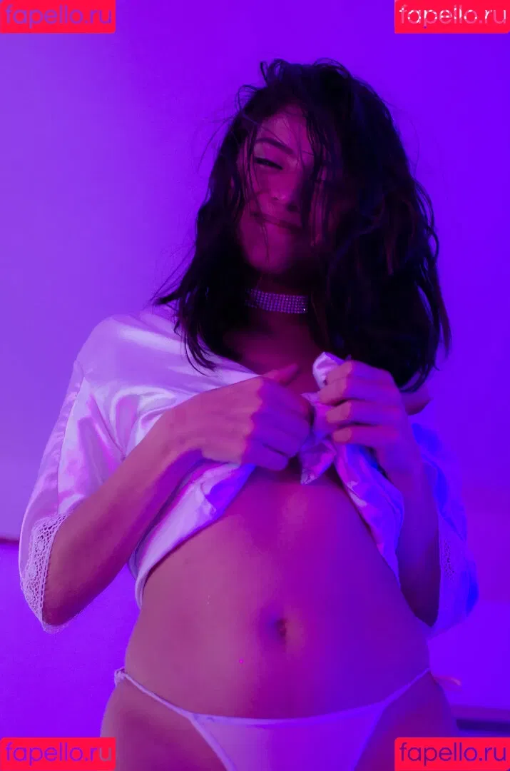 alicebluwu Onlyfans Photo Gallery 