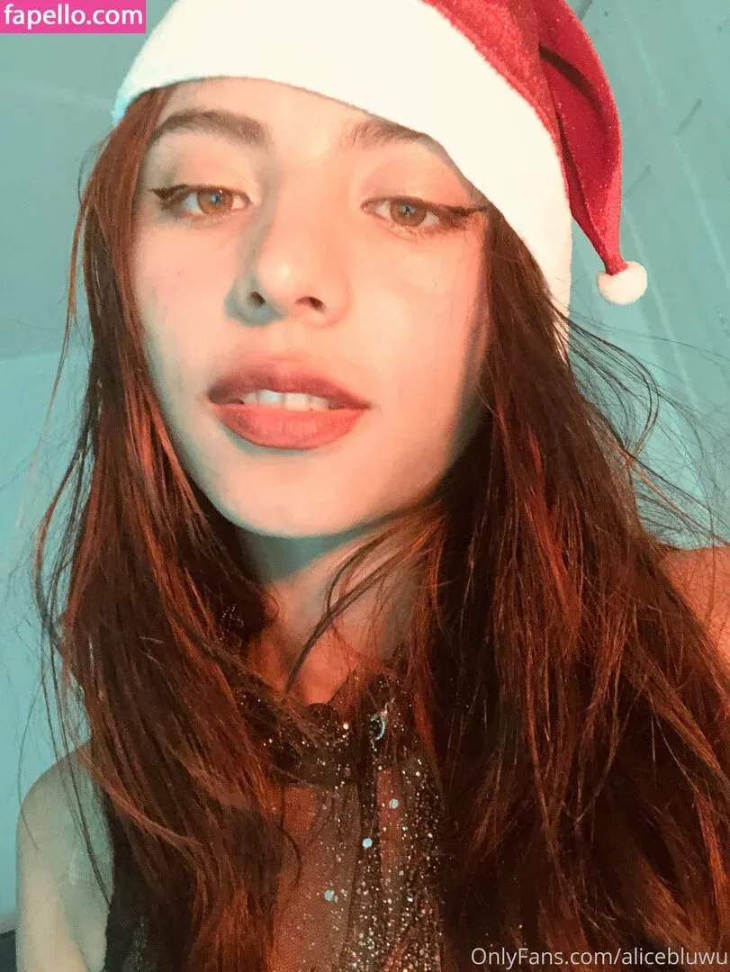 alicebluwu Onlyfans Photo Gallery 