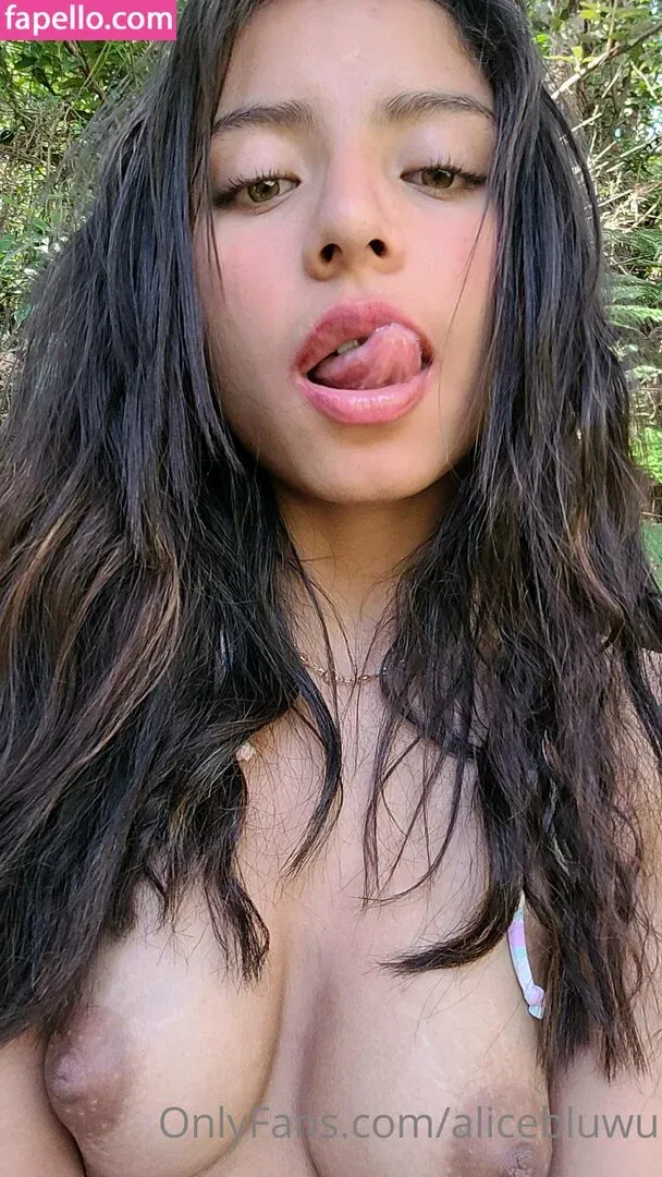 alicebluwu Onlyfans Photo Gallery 