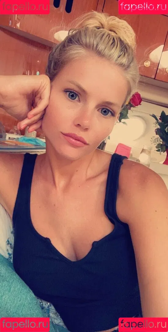 ashleybellefree Onlyfans Photo Gallery 