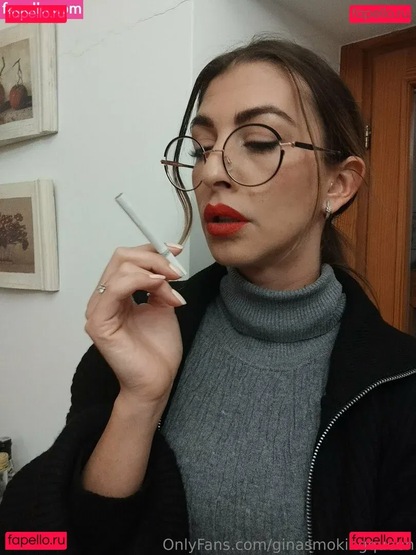 ginasmokingqueen Onlyfans Photo Gallery 