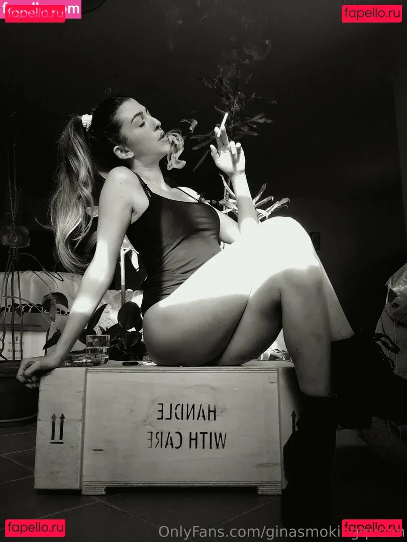 ginasmokingqueen Onlyfans Photo Gallery 